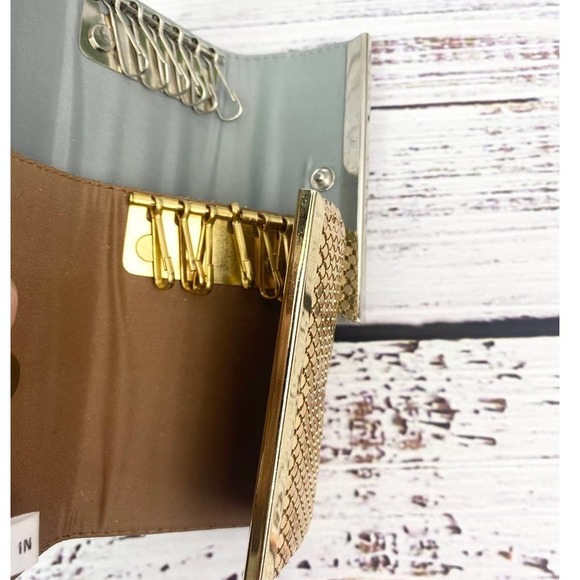 Vintage Tri-Fold Metallic Gold and Silver Key Holder Set - Picture 8 of 11